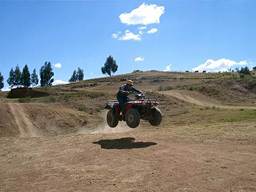 Cuatrimoto en Valle de Tticapata - Cusco